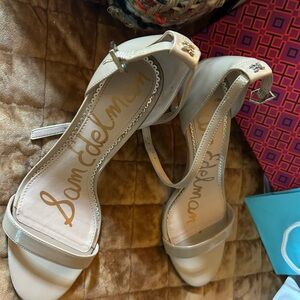 Sam Edelman Women's Elegant Cream Heels